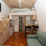 Zenroom Apartments